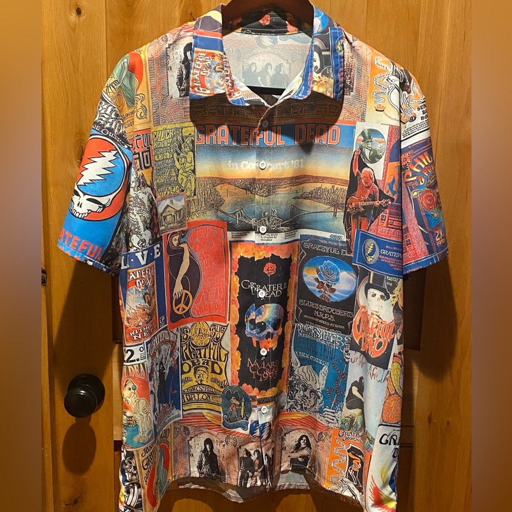 GRATEFUL DEAD Multicolor concert collage  Men's Shirt size 2 XL
